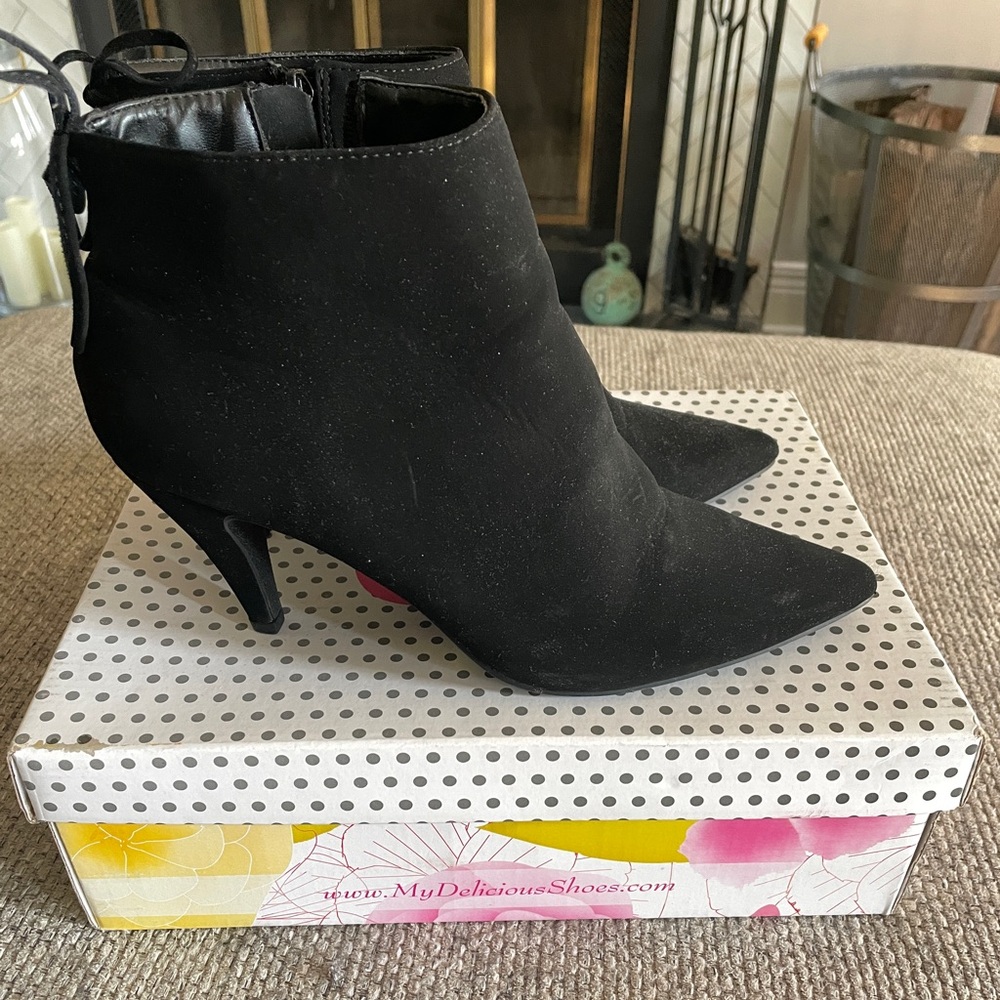 Black Ankle Boots for Women, tie detail on ankle, 8.5